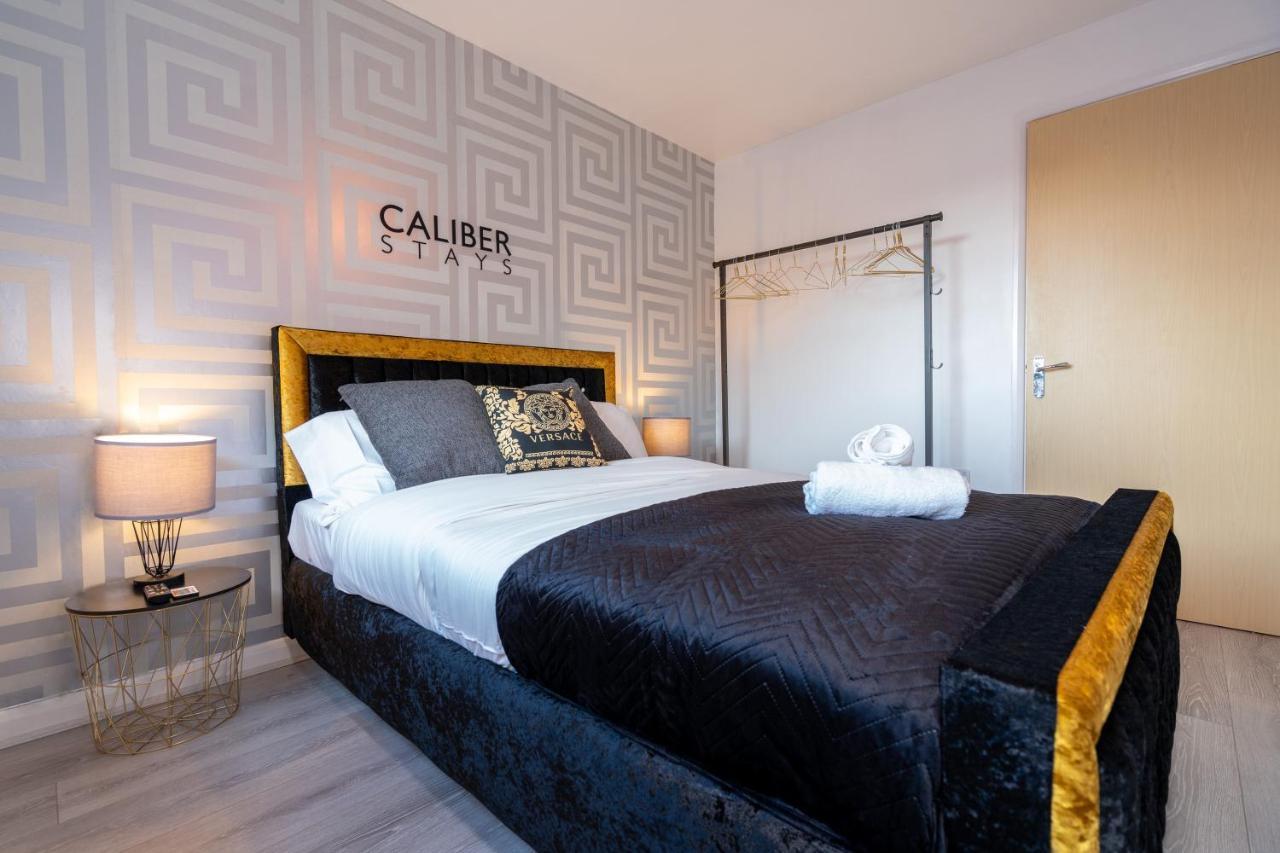 Caliber Stays Birmingham Bliss - Medusa Suite Apartments - Central 2-Bed Retreat - City Attractions, Sleeps 4, Free Netflix, Nearby Parking & Close Proximity - Bullring, Grand Central, The Cube - 5 Minutes Walk Esterno foto