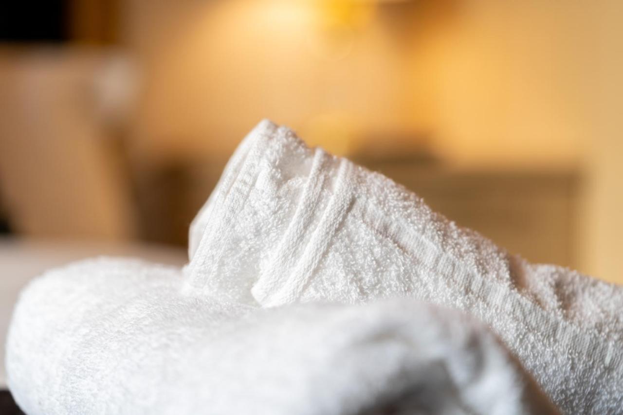 Caliber Stays Birmingham Bliss - Medusa Suite Apartments - Central 2-Bed Retreat - City Attractions, Sleeps 4, Free Netflix, Nearby Parking & Close Proximity - Bullring, Grand Central, The Cube - 5 Minutes Walk Esterno foto